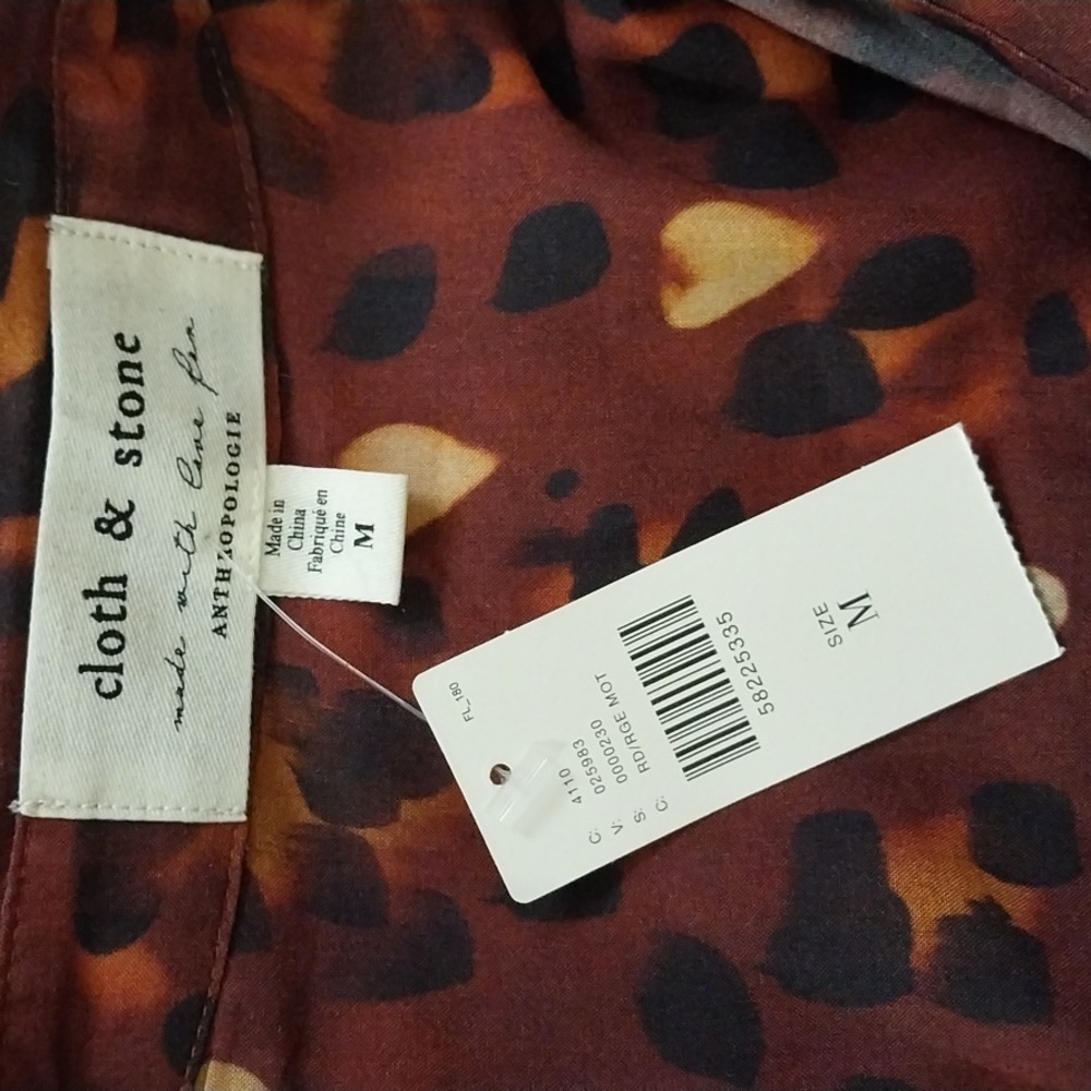 Cloth & Stone Classic Buttondown Blouse Sz M - Picture 4 of 5